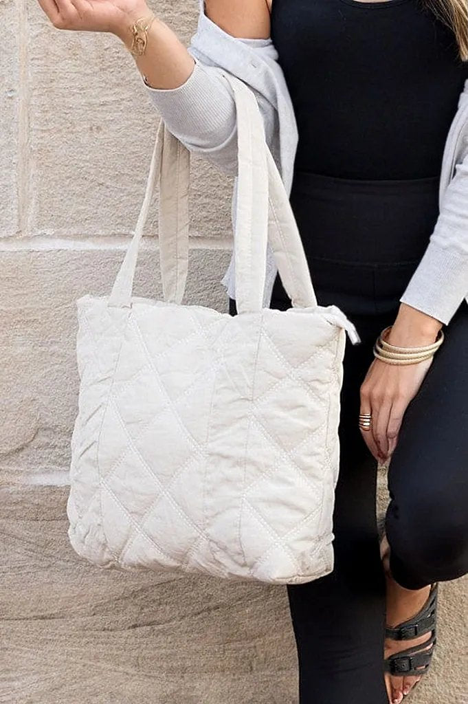 Aili's Corner Bags Beige / OneSize Quilted Tote