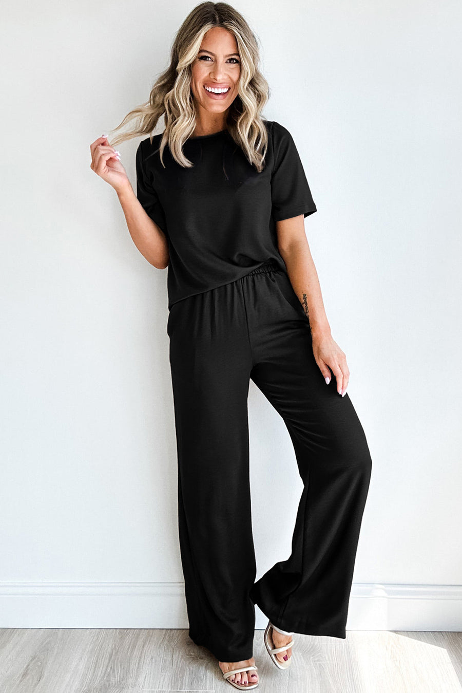 Bella Love Boutique California LLC Two Piece Sets/Pant Sets Black Solid Color T Shirt 2pcs Wide Leg Pants Set