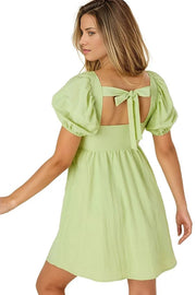 Tie back dress with puff sleeves