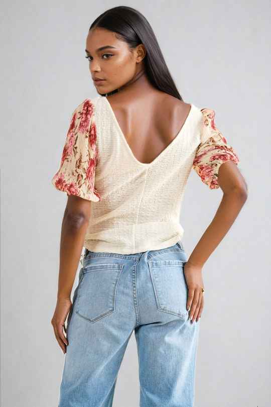 And The Why Floral Print Textured Sleeve Knit Top