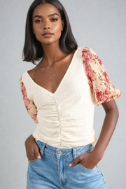 And The Why Floral Print Textured Sleeve Knit Top