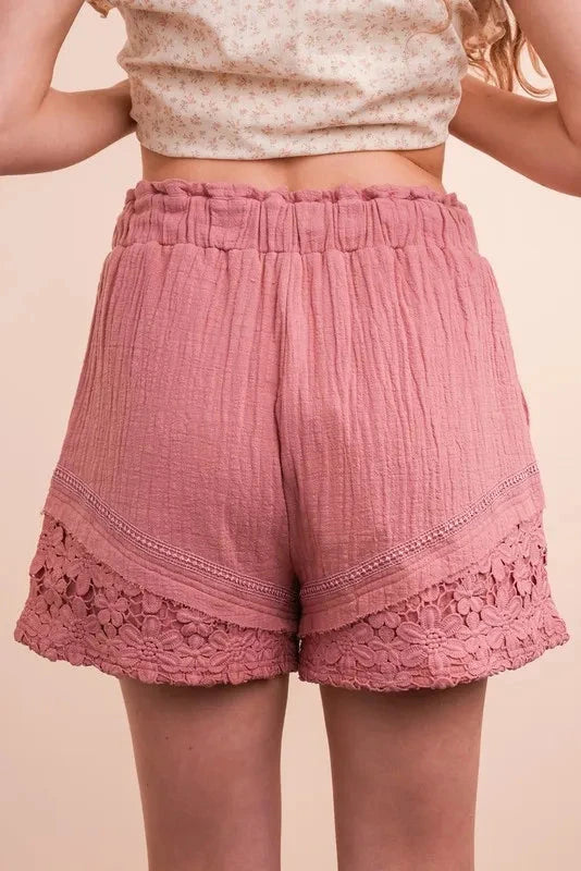 Trendsi VERY J Lace Contrast Detail Woven Shorts