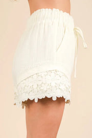 Trendsi VERY J Lace Contrast Detail Woven Shorts