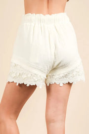 Trendsi VERY J Lace Contrast Detail Woven Shorts